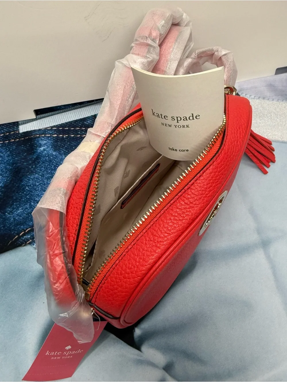 (new+tag) Kate Spade Red/Pink Pebbled Leather Crossbody Bag Adjustable Strap